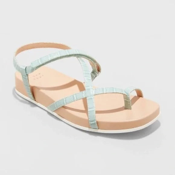 Women's Eden Strappy Toe Loop Sandals - A New Day