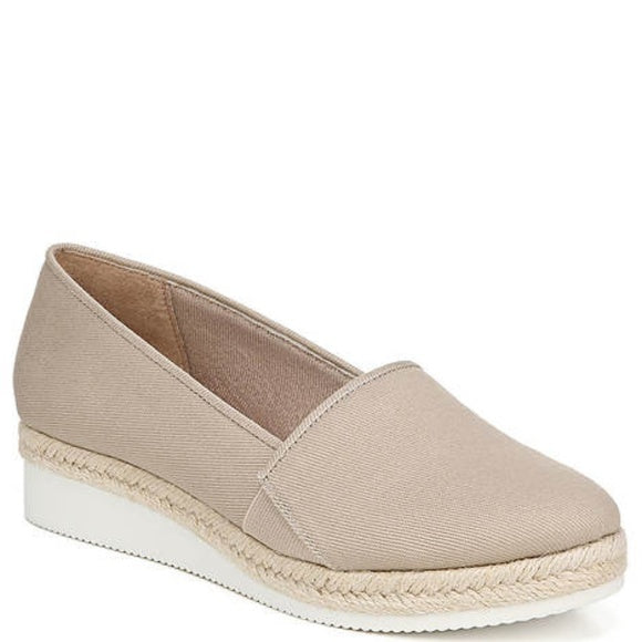 New Life Stride Colby Taupe Flat Shoe
