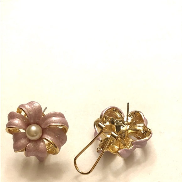 New Rucinni Handpainted Flower Earrings
